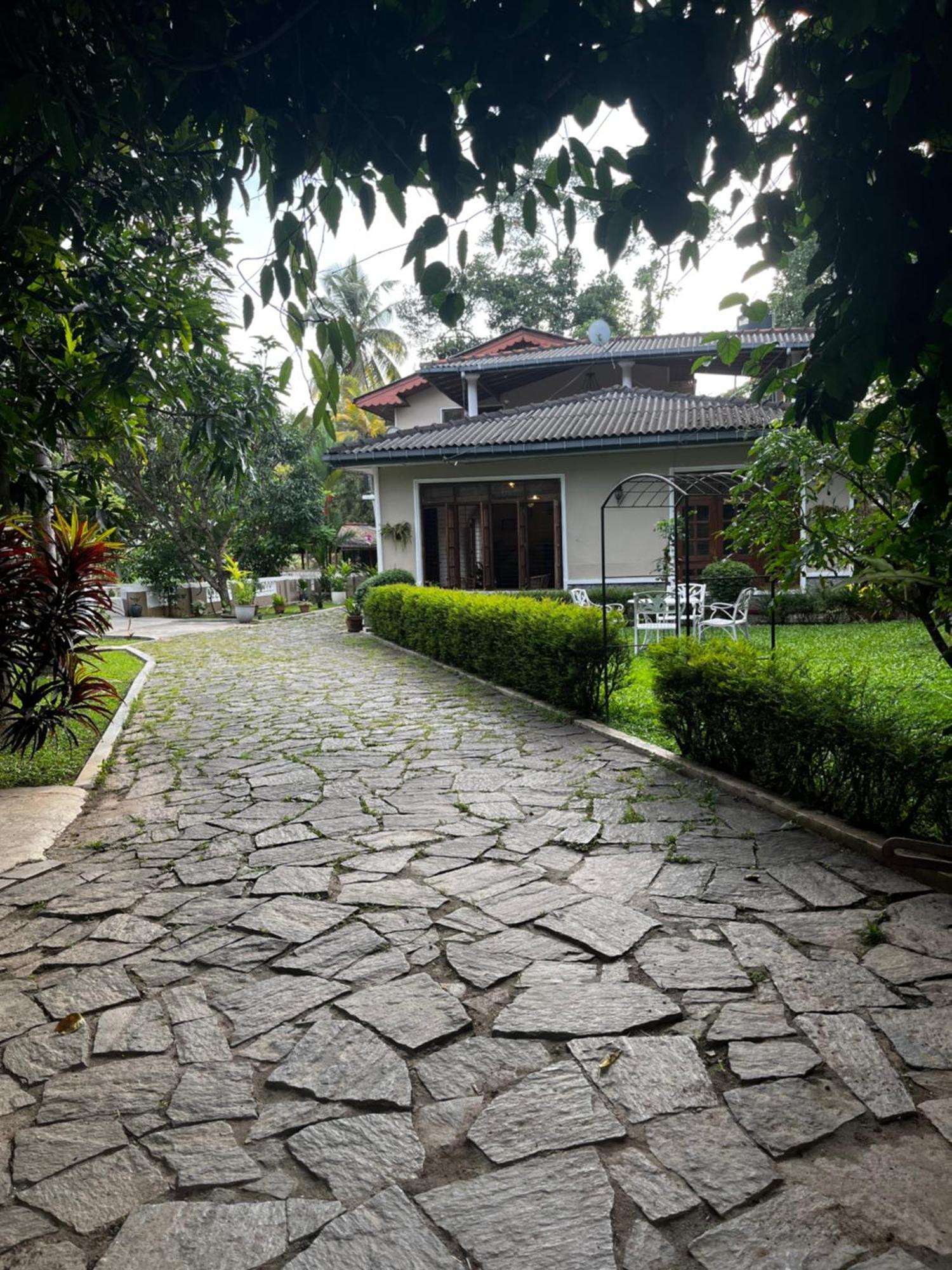 Kandy Living Homestay Eksteriør billede